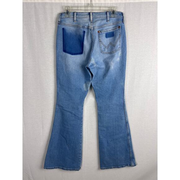 Wrangler Jeans Patch Pocket High Rise Flare Denim Western Cowgirl Rodeo Boho - Picture 2 of 8